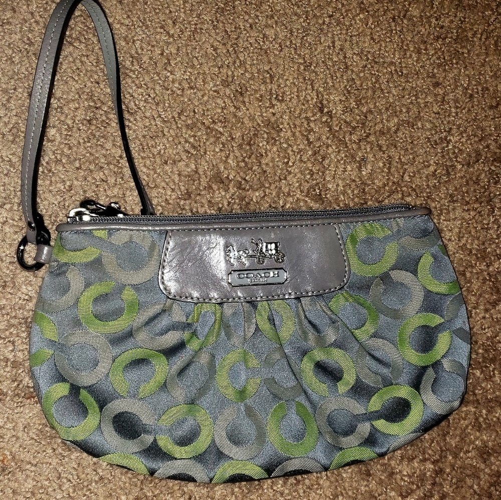 EUC Coach Wristlet
